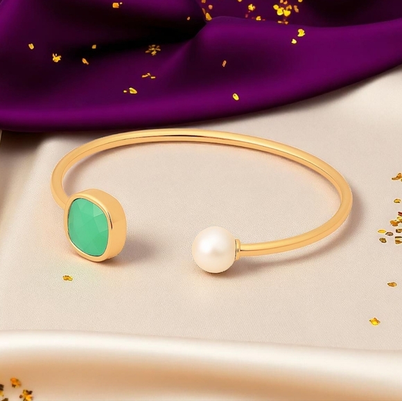 🆕️Elegant 18K Gold Plated Stainless Steel Aquamarine Pearl Cuff Bracelet Studs - Picture 1 of 13